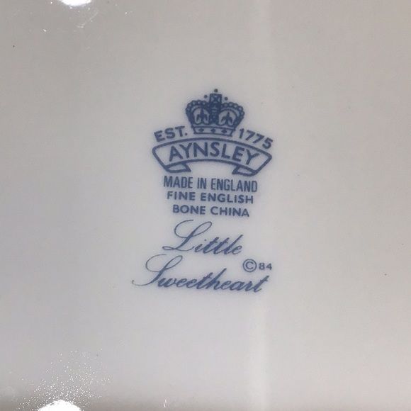 READ Aynsley “Little Sweetheart” cake serving plate - Picture 5 of 6